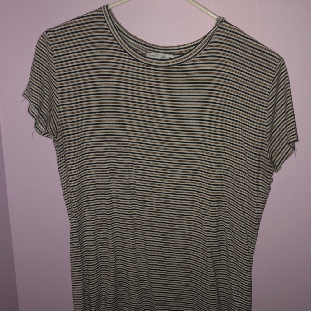 Tee